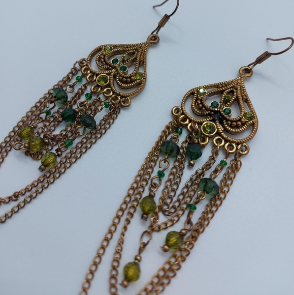 ⭐2 for $10⭐ Green gold chandelier earrings - Picture 2 of 3
